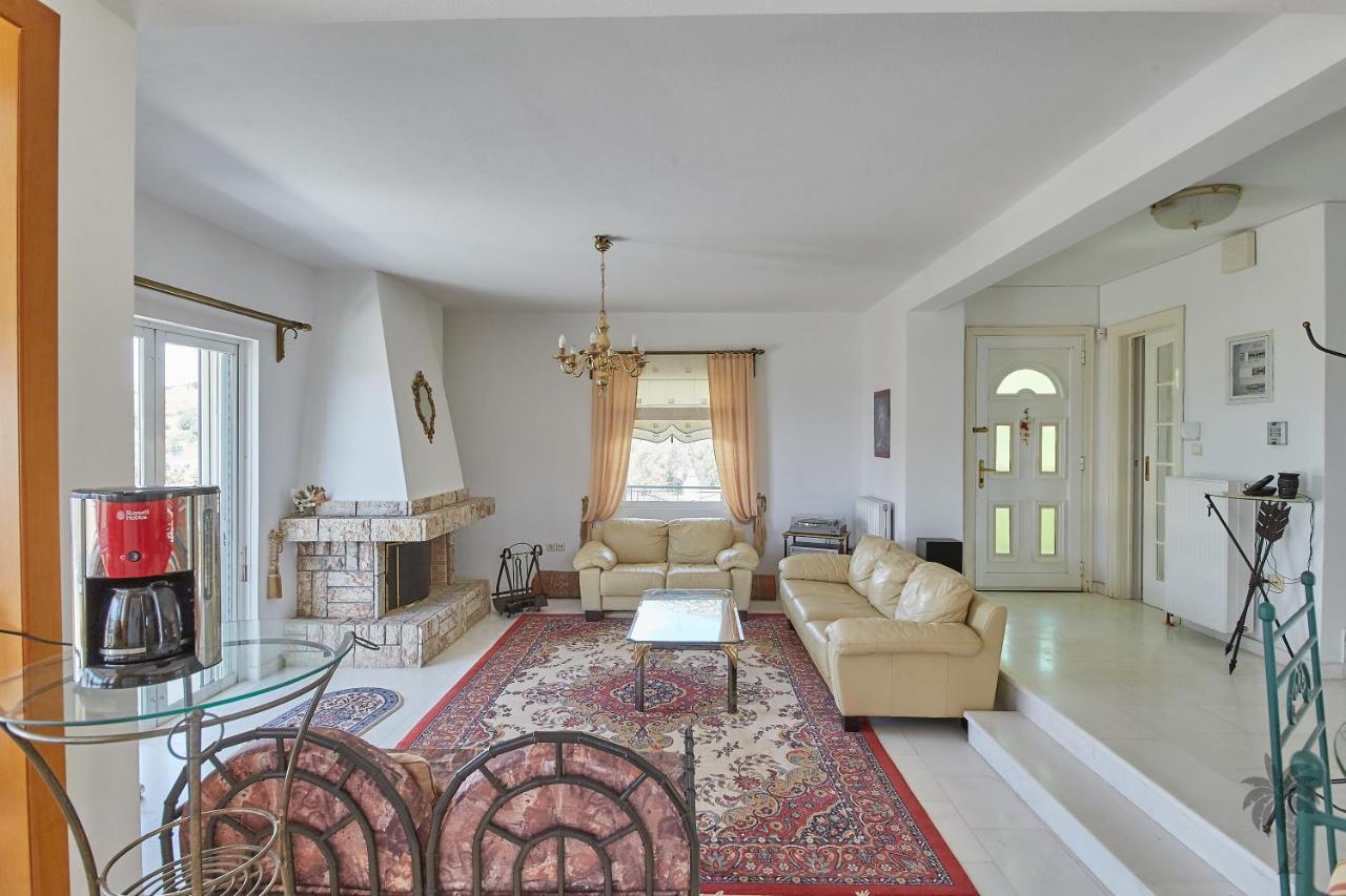 Villa Konstadina With Swimming Pool Καλύβια Θορικού Εξωτερικό φωτογραφία
